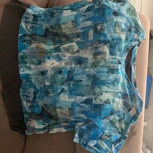 Open back lululemon shirt with unique design